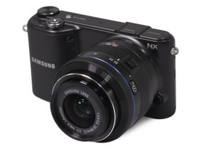 三星NX2000套机(20-50mm II)早知道这东东微博只可以发一个图就买NX1000了